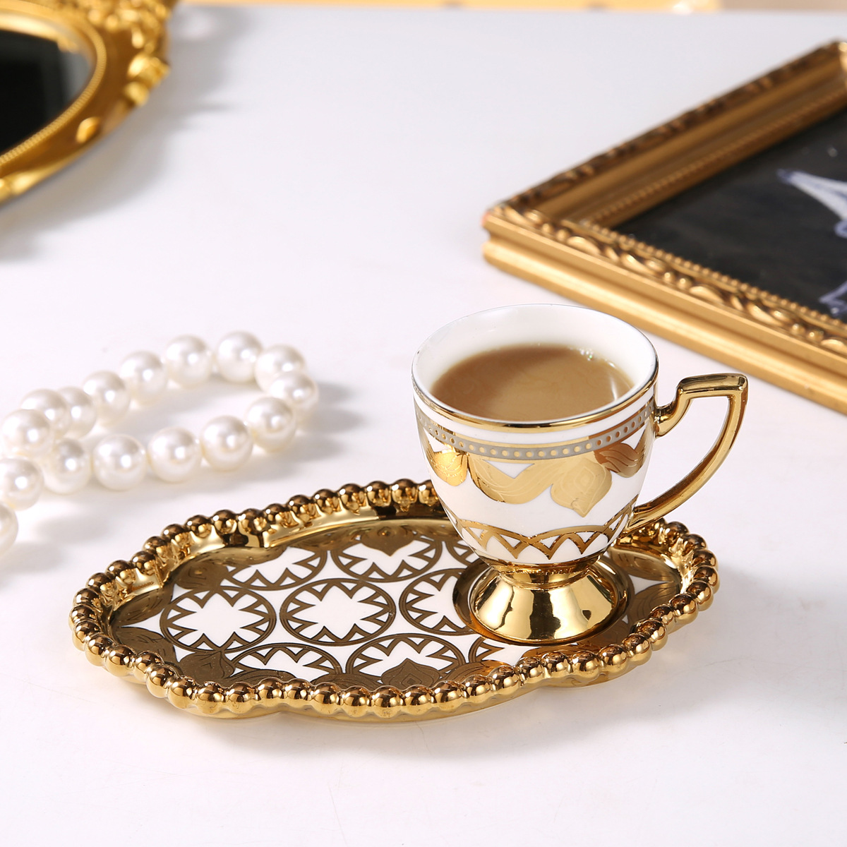 European-style ceramic cups, gold-plated creative coffee cup and saucer sets, Middle Eastern, European and American electroplated cups, business gift wine glasses pic 12
