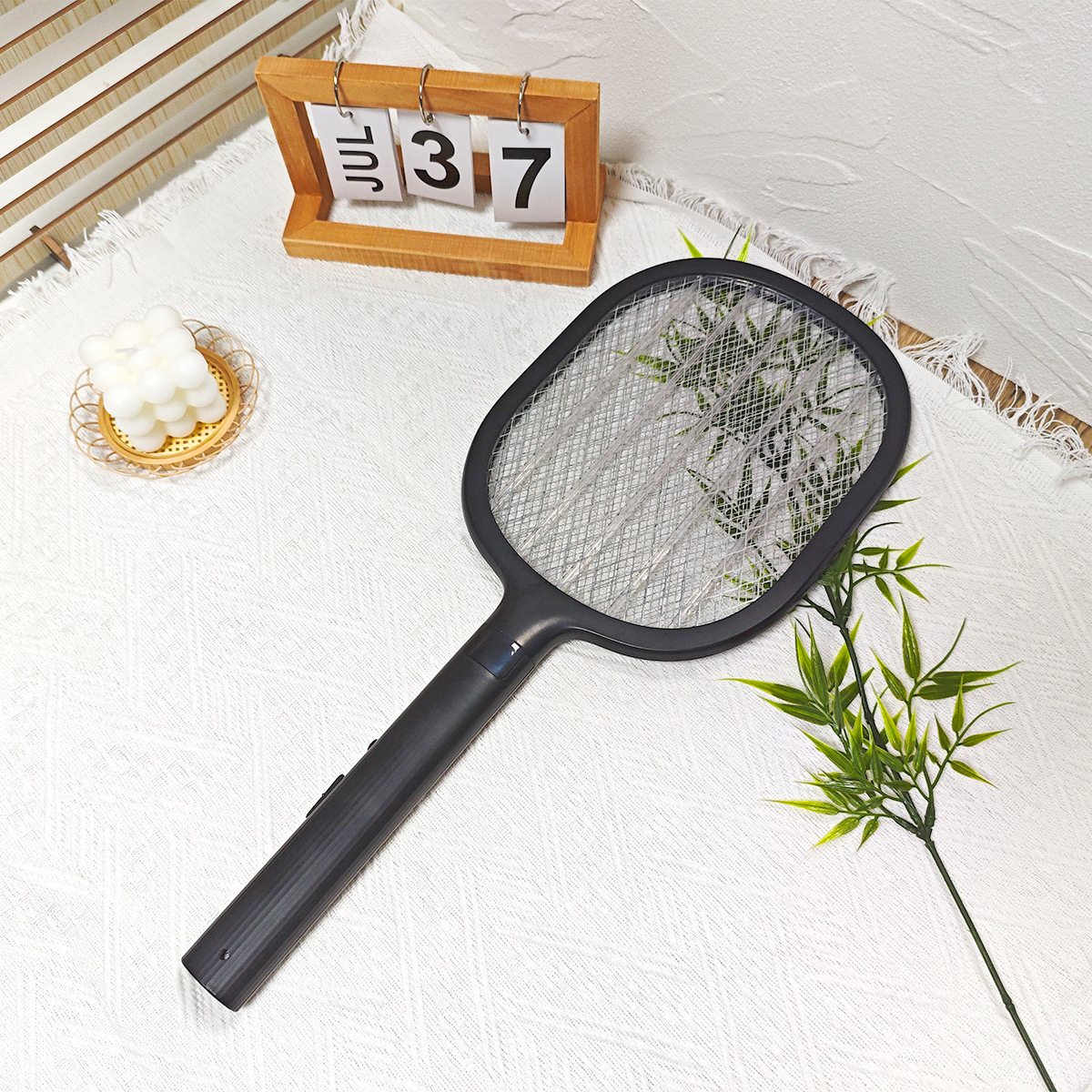 热销家用电蚊拍充电式灭蚊拍灭蚊灯二合一全自动诱蚊驱蚊器可批发详情19