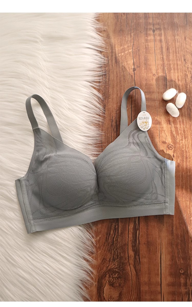 桑蚕丝真丝无痕内衣女小胸聚拢显小收副乳防下垂无钢圈文胸罩秋冬详情16