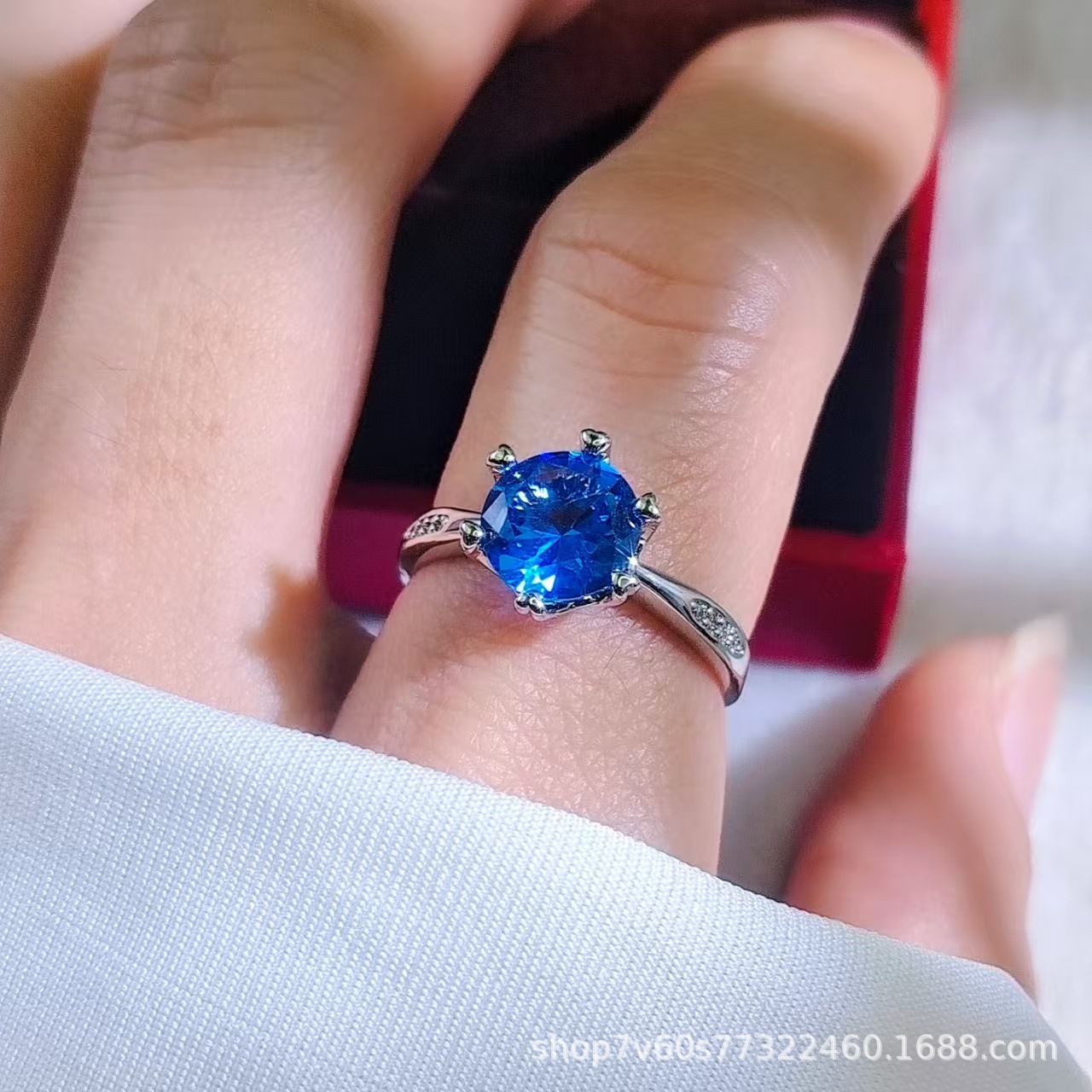 热卖珠宝首饰2克拉圆形培育鸽血红红宝石开口戒指女时尚彩宝戒指详情6