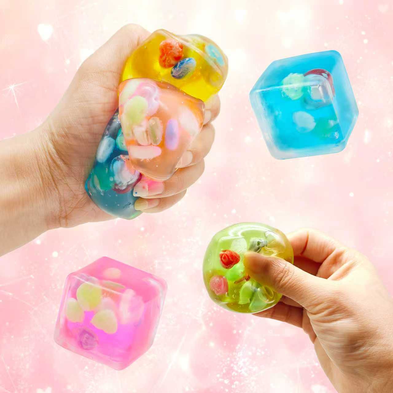 新品外贸情人节爱心填充果胶方块挤压捏捏慢回弹玩具工厂批发减压玩具详情7