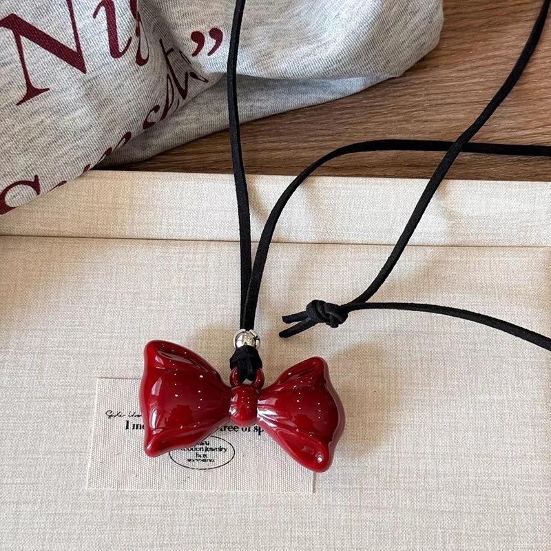 Maillard retro necklace for women, a new and niche Korean-style sweater chain, a fashionable autumn and winter versatile and high-end necklace for wholesale pic 31