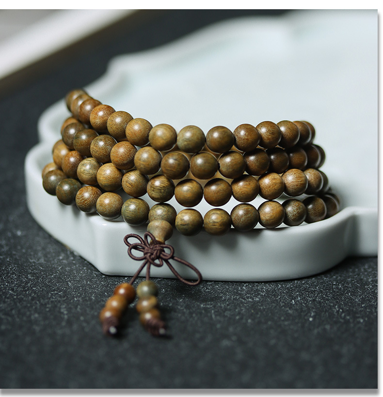 Natural green sandalwood 108-bead Buddhist prayer beads bracelet for men and women, 0.8 bracelet, ethnic ancient style, hand-held pic 3