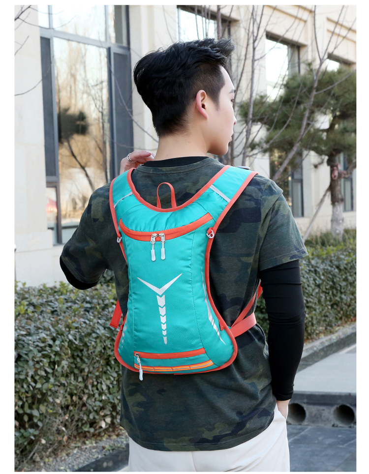 New outdoor colorful cycling bag, Korean-style simple sports mountaineering and off-road fitness water bag, water-resistant backpack pic 17