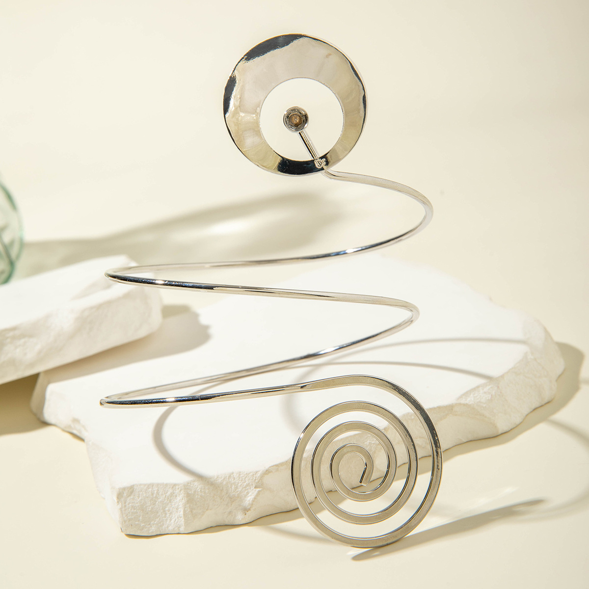 亚马逊跨境个性冷淡风海星手臂镯线条计感蝴蝶环形开口臂镯女详情127