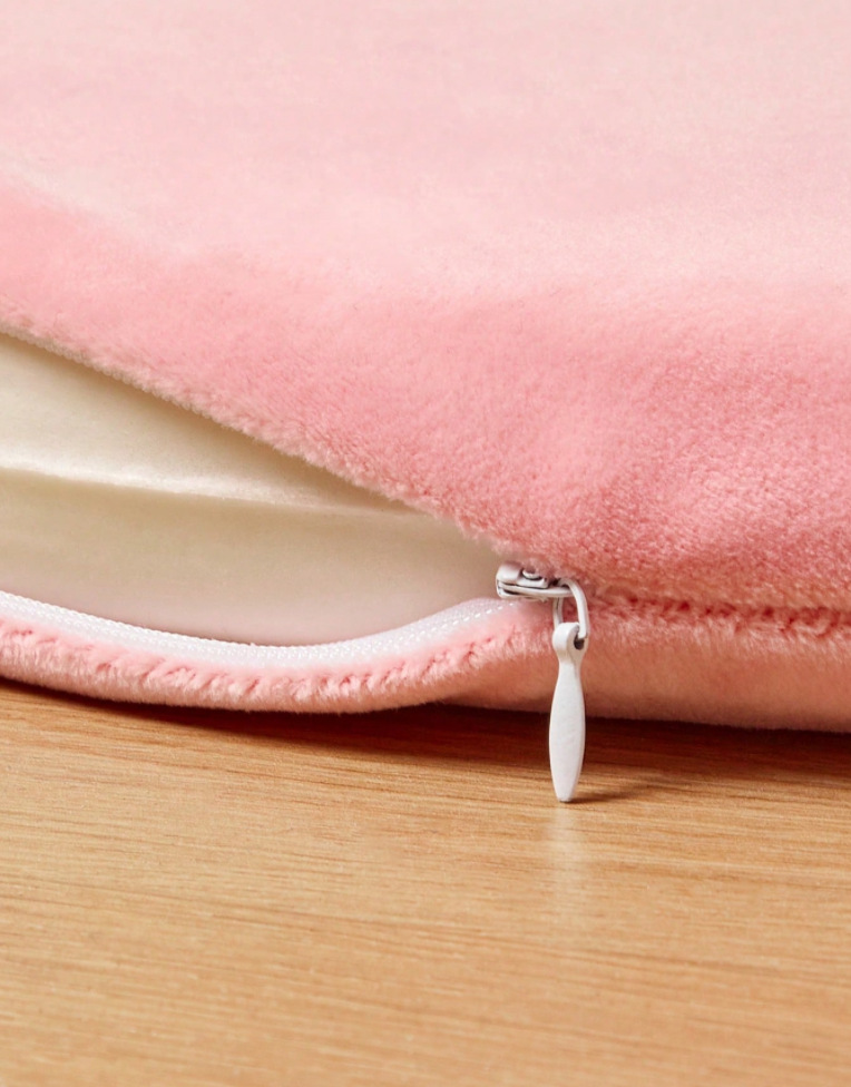 可爱心形抱枕被毛绒沙发靠垫床上头抱枕午睡护腰靠背垫汽车用坐垫详情25