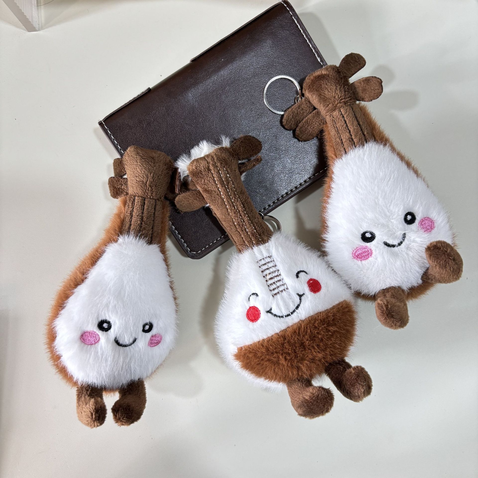 Music simulation plush toys, guitar, pipa, plush doll, figurine, bag, pendant, keychain, doll, and small toys pic 13