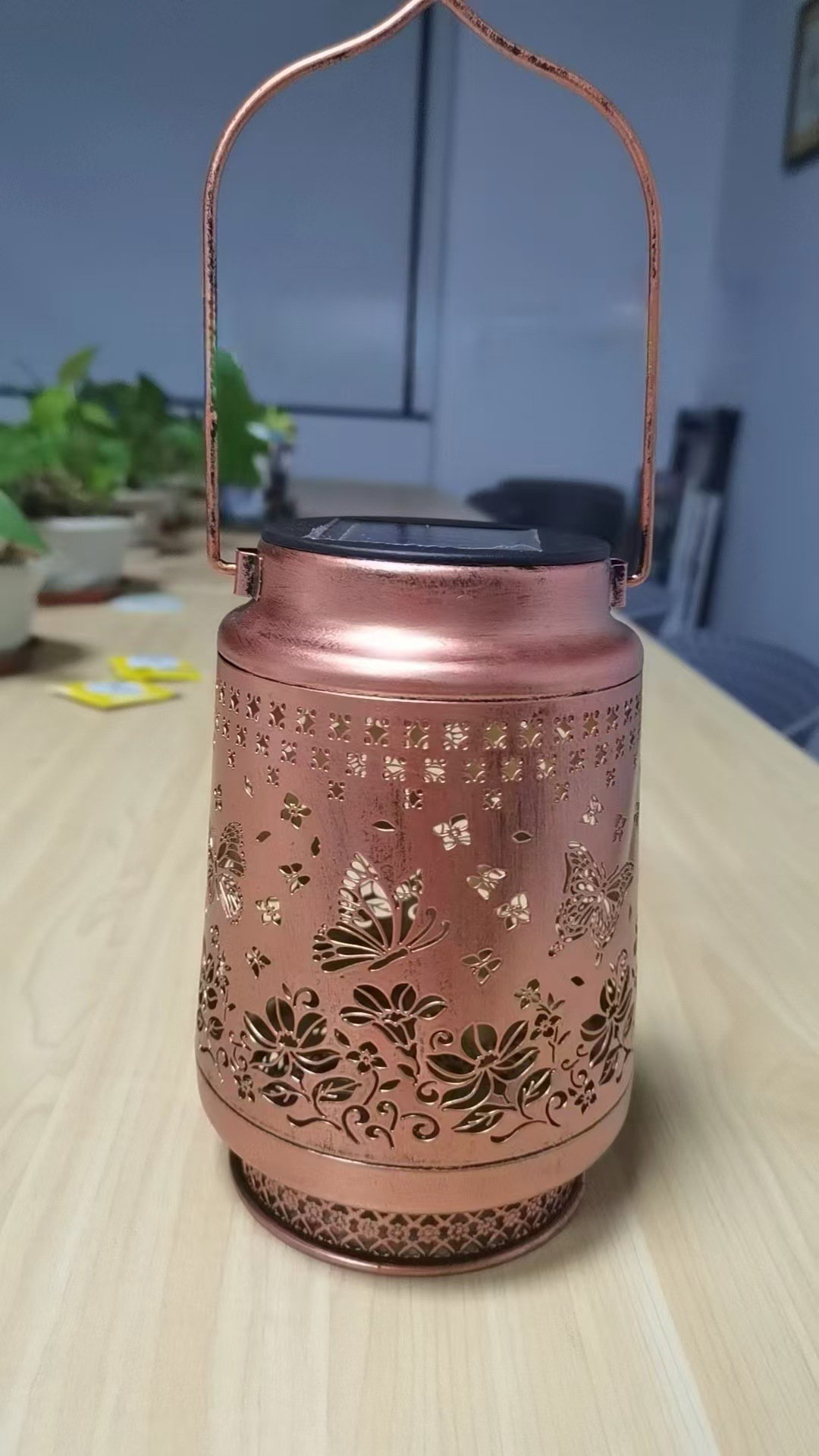 Cross-border solar hummingbird horse lantern Outdoor courtyard decoration waterproof ironwork hollowed-out lantern villa garden projection lamp pic 9