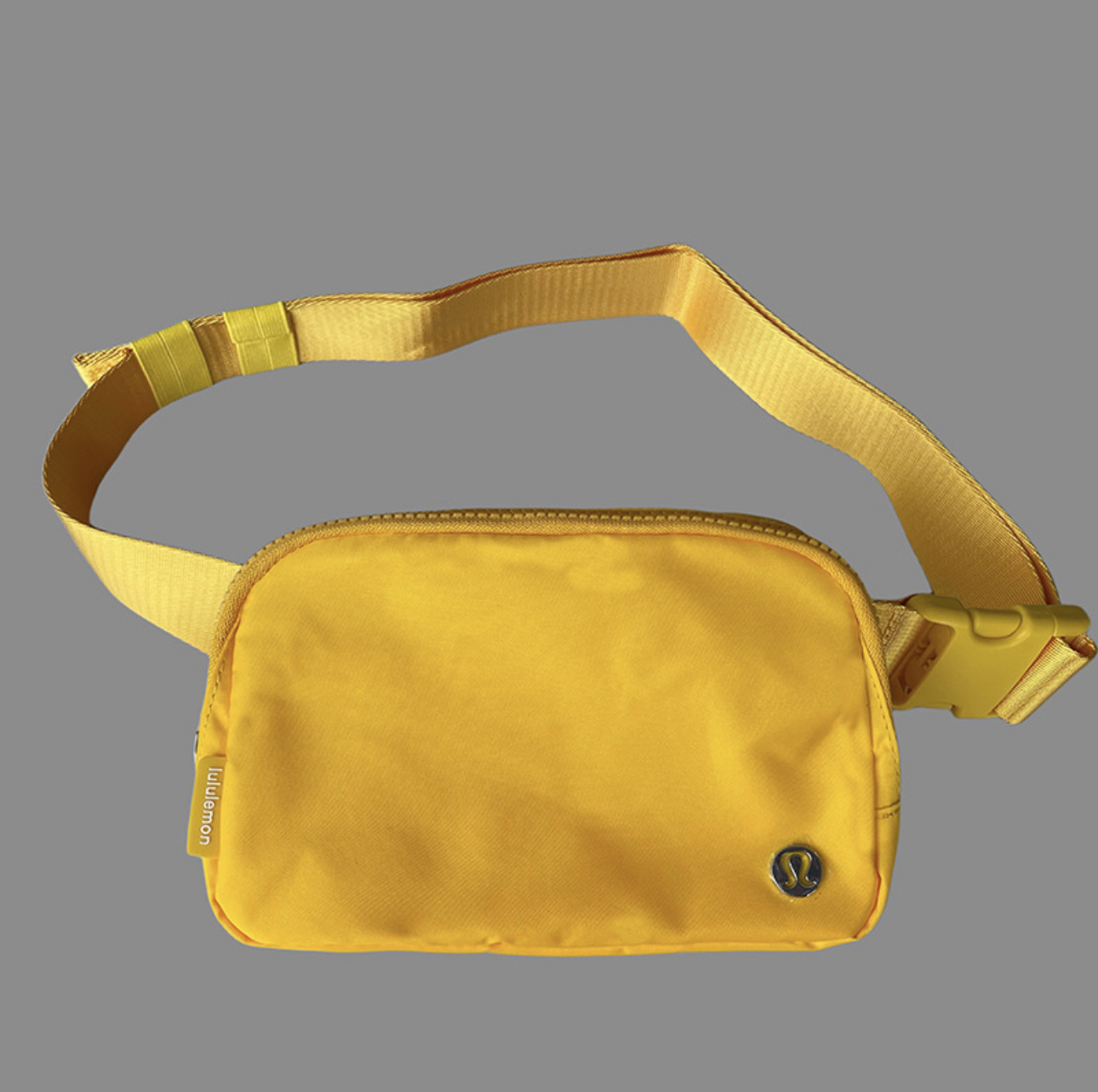 lulu腰包时尚多功能腰包大容量运动包手机包跑步健身腰包斜挎包包详情6