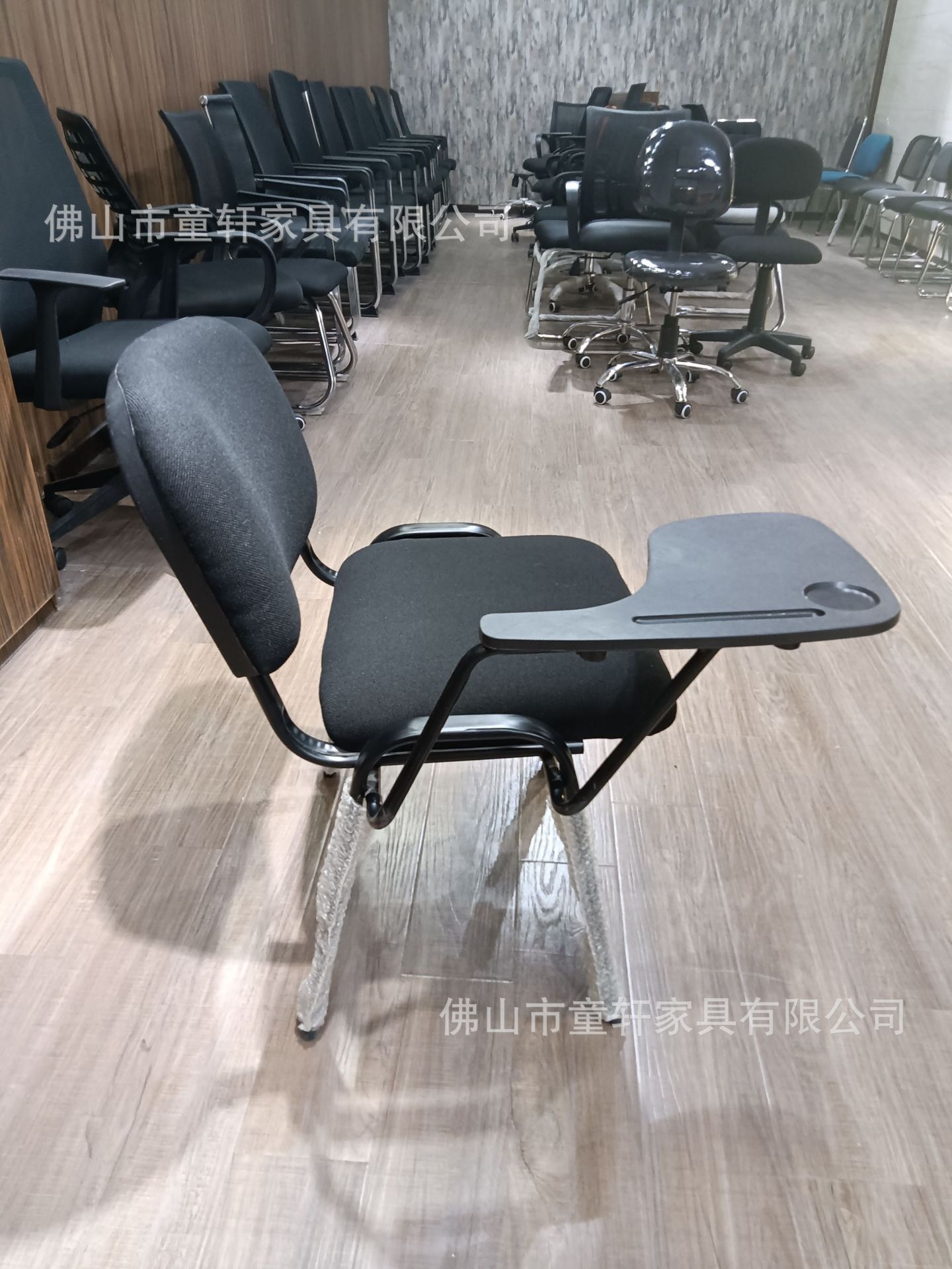 Foshan manufacturer wholesals foreign trade office chairs, fabric four-legged training chairs with writing boards and armless conference seats pic 22
