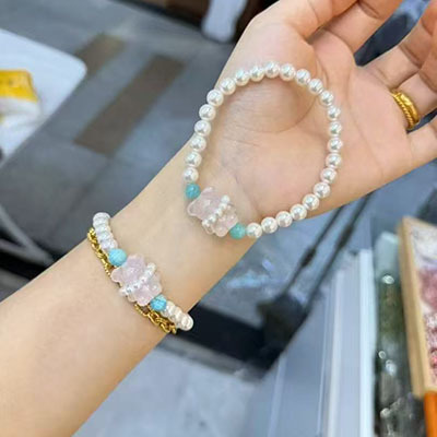 The new beaded white crystal bracelet for women is exquisite and versatile. The Bodhi agate PI Xiu hand accessory is a fashionable bracelet pic 3