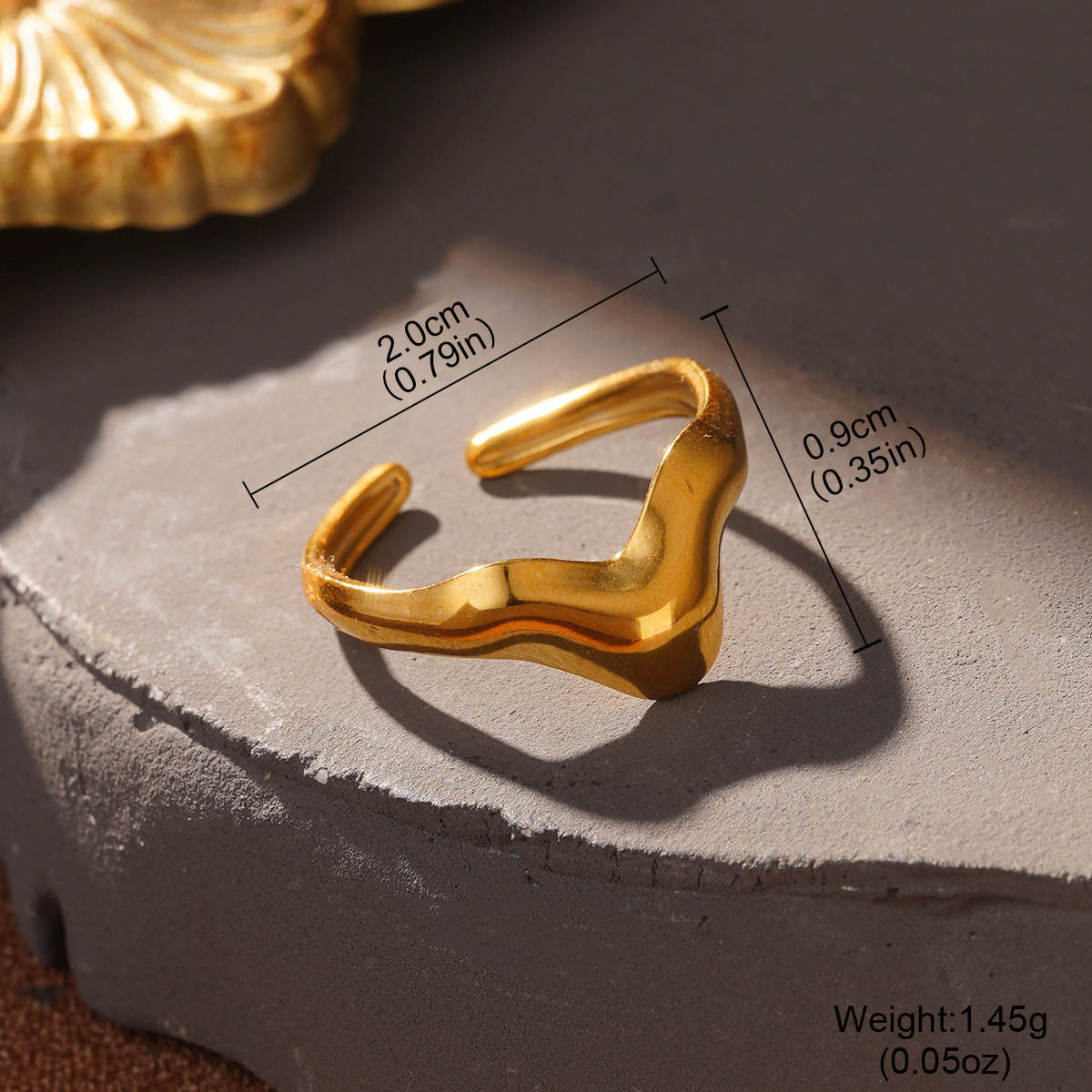 European and American fashionable stainless steel rings with hollowed-out, niche wide lines, high-end design sense, and gold jewelry wholesale pic 26