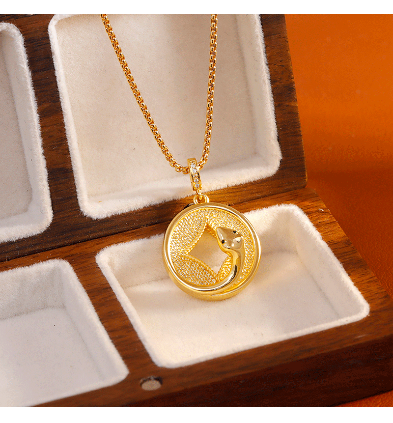 Hyacinth serpiente año bronce collar de dinero moda personalidad cobre chapado en oro diseño único collar sentido serpiente año tiene buena suerte a menudo en la cadena de clavícula 2025 nuevo colgante pic 4