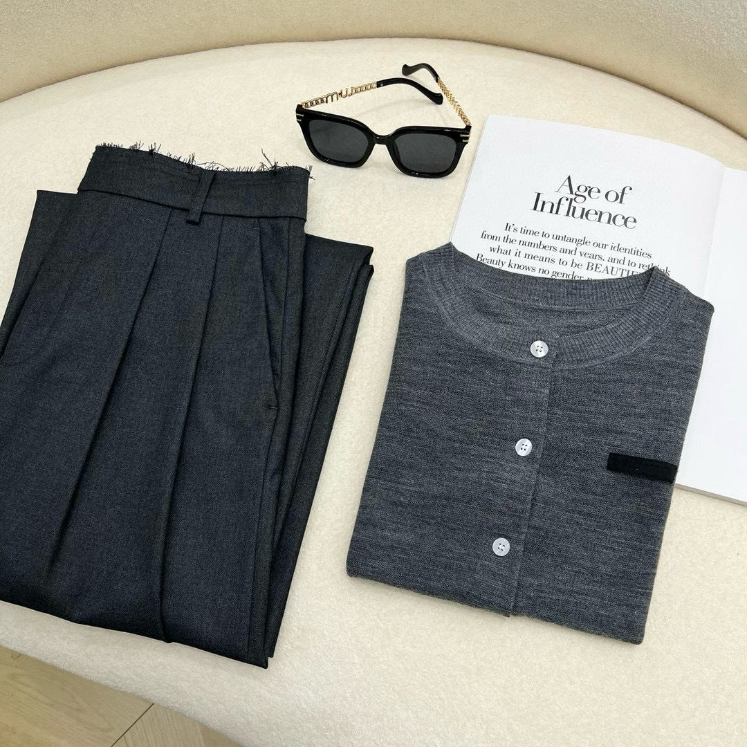 The 2024 summer new M fine-count woolen woven label commuting, smart and stylish slim short knitted cardigan pic 7