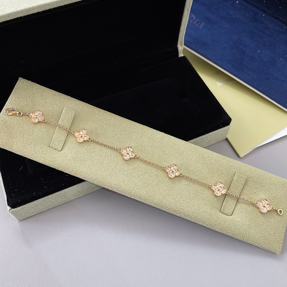 v金高版本厚镀18k金迷你五花六花四叶草手链不掉色高级感红玛瑙详情28