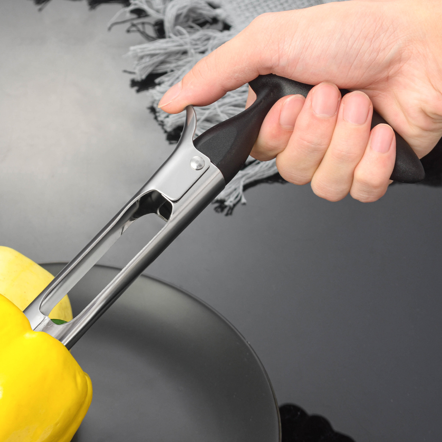 Cross-border new apple core remover in stock wholesale stainless steel multi-functional fruit core extractor kitchen small tools pic 12