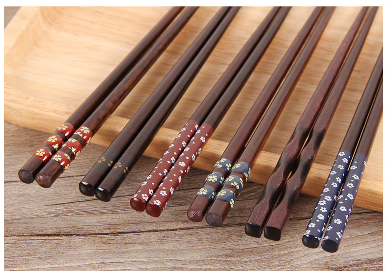Wholesale of hotel commercial chopsticks, Japanese-style and traditional craft chopsticks, wooden tableware, one chopstick per person, household pointed chopsticks pic 7