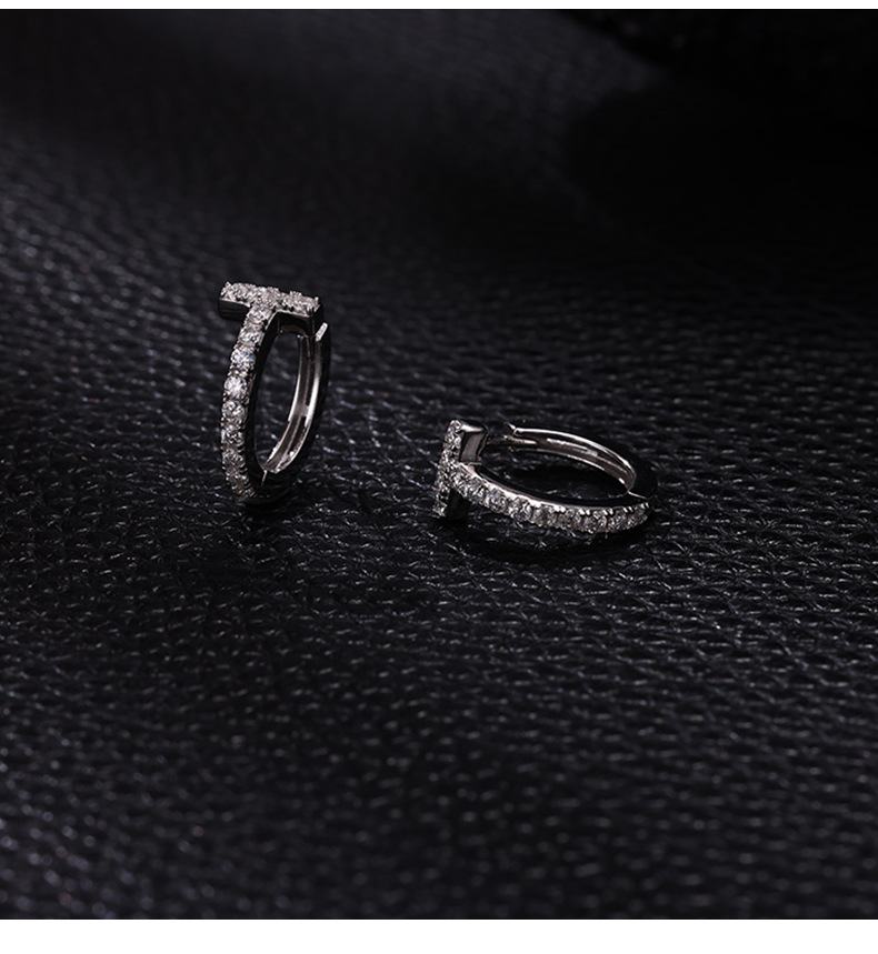 Zhuoheng s925 sterling silver, niche letter T circle design earrings, versatile, light luxury and simple ear stud pic 1