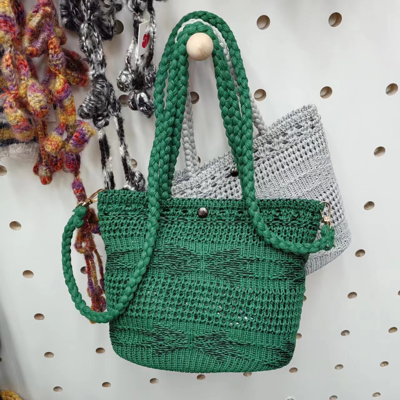 精美镂空法式草编包包可手提可斜跨两用包包女款磁扣开合设计详情6