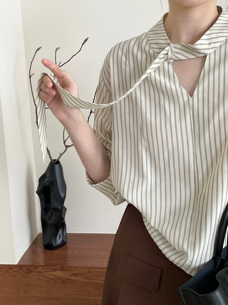 滔川  韩系高级感飘带领条纹衬衫女秋季独特别致时尚长袖上衣2588详情16