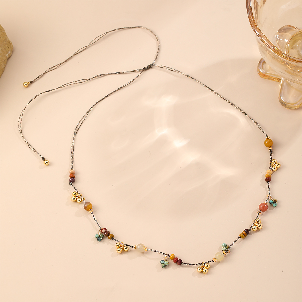 Nasha European and American cross-border long necklace for women, light luxury, niche, non-fading, tiger eye beaded mother-of-pearl sweater chain, long style pic 12