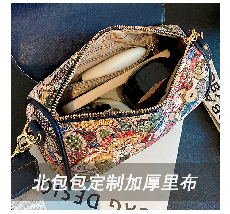 北包包源头工厂小众设计原创卡通小熊包潮时尚斜挎包单肩女包详情7