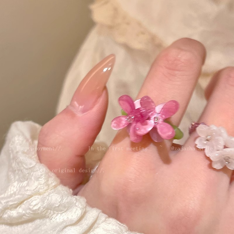 Violet flower ring, new Korean-style index finger ring for girls in early spring, elastic beaded, stacked ring for best friends pic 9