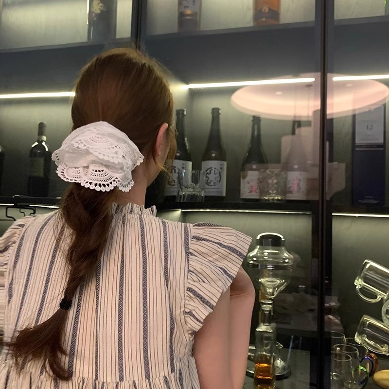 Korean-style large intestine hair band with a high-end feel, a large beige double-layer lace large intestine hair band at the back of the head, a ponytail hair band pic 6
