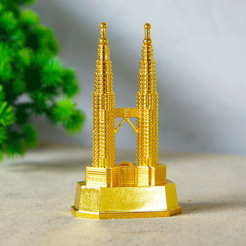 The new Kuala Lumpur Tourism Memorial Twin Towers are a finely crafted and permanently commemorated model of the twin towers pic 12