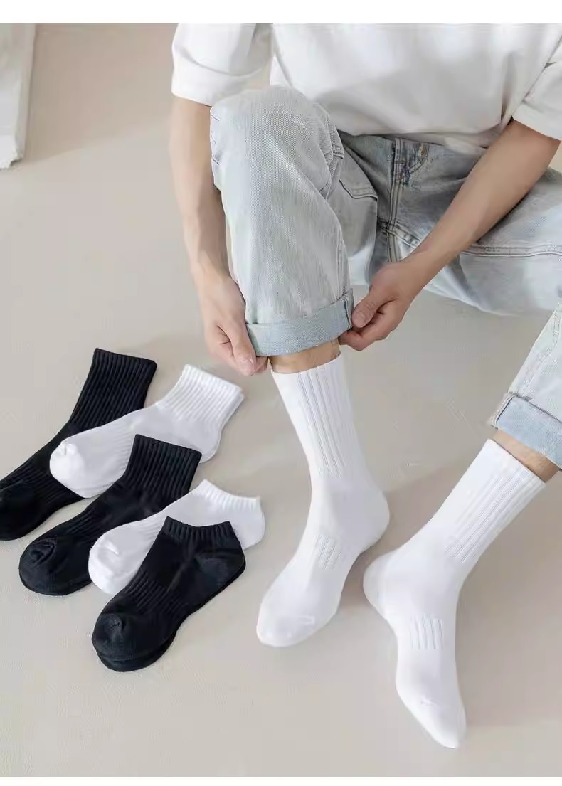 جوارب بيضاء، جوارب قطنية رقيقة، سيدة جوارب قطنية، وجوارب بيضاء، وجوارب قطنية رقيقة pic 1