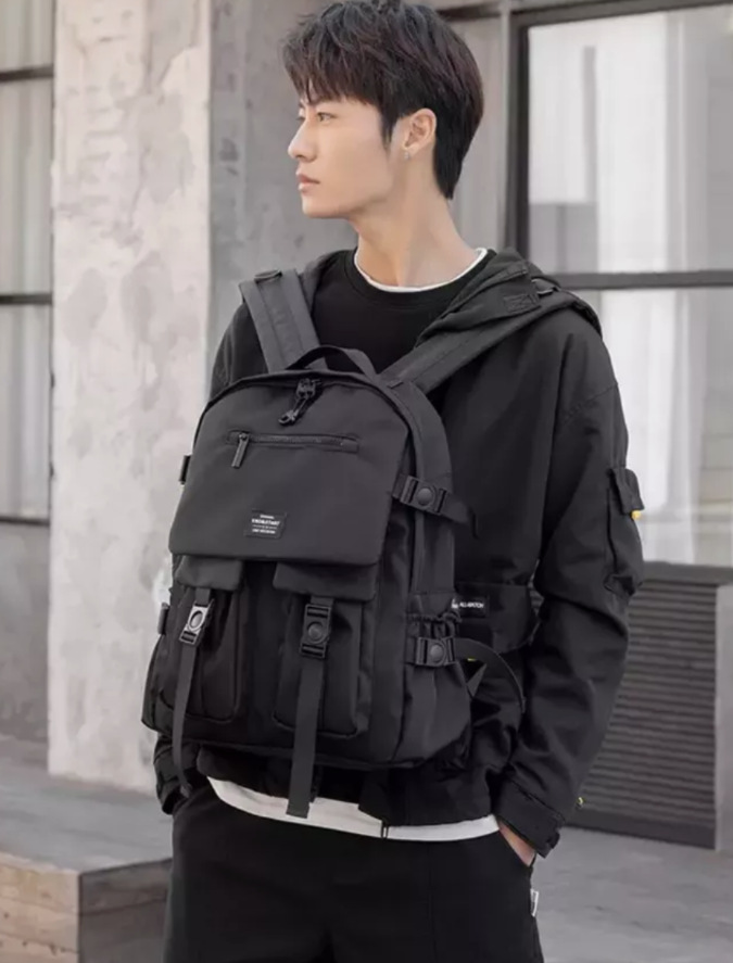 新款双肩背包男户外大容量学生书包可定LOGO轻便摄影包潮牌旅行包详情44