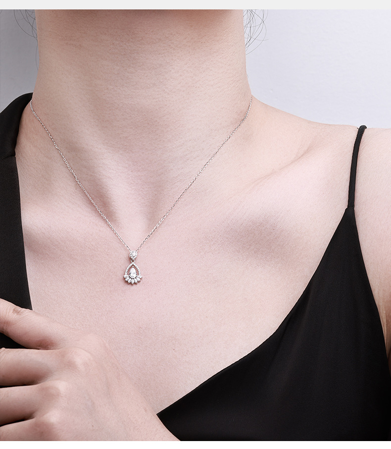 A new retro water drop necklace studded with zirconium wheat ears and leaves, and a high-end pure silver collarbone chain, light luxury and niche pic 1