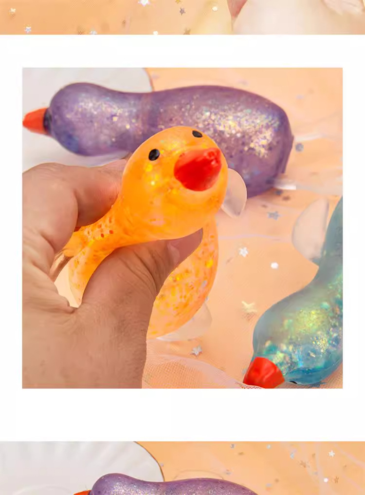 趣味捏捏乐极光麦芽糖冲鸭大鹅捏捏乐金粉亮片慢回弹创意儿童玩具详情8