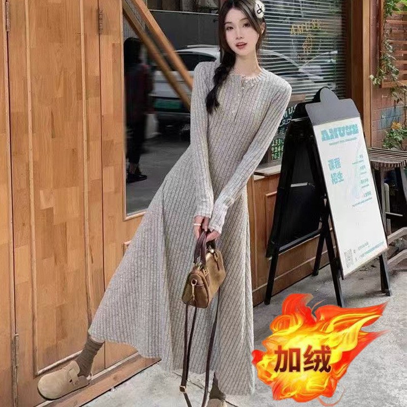 Retro, simple and versatile knitted long-sleeved dress for women, spring waist-cinching and slimming A-line dress, new autumn and winter base long dress pic 9