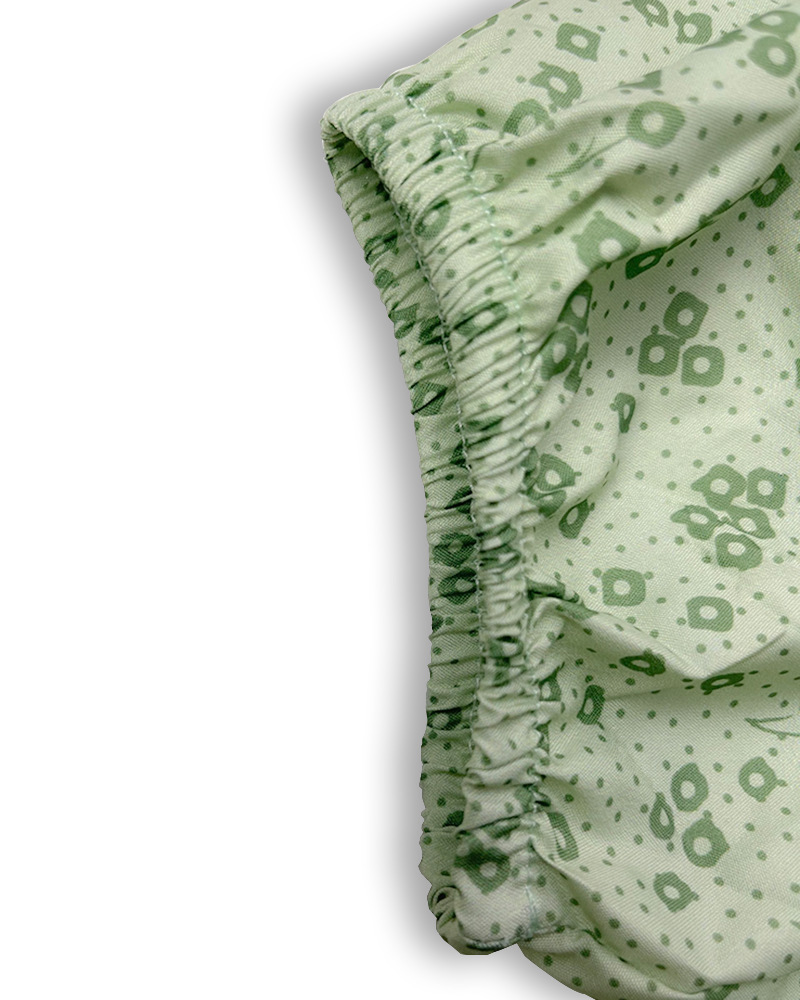 2025亚马逊独立站欧美女装新款碎花方领性感开叉大摆春季连衣裙女详情23