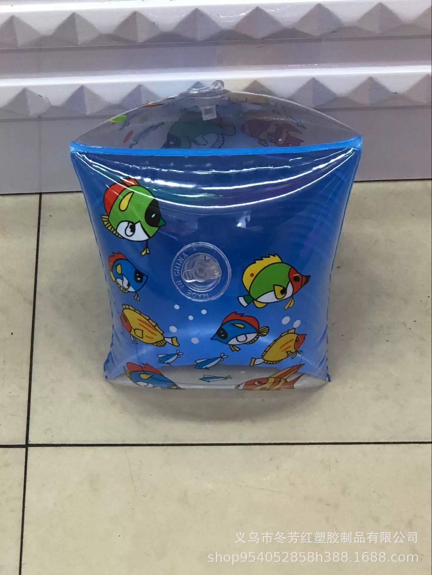 厂家批发海豚水上充气玩具儿童加厚PVC水袖双气囊手臂圈休闲户外旅行枕家装建材休闲用品详情15
