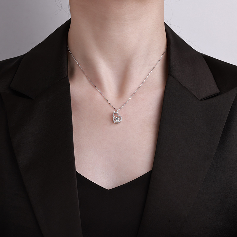 S925银微镶锆石轻奢小众高级设计感简约灵动款葫芦跳动的心项链详情5