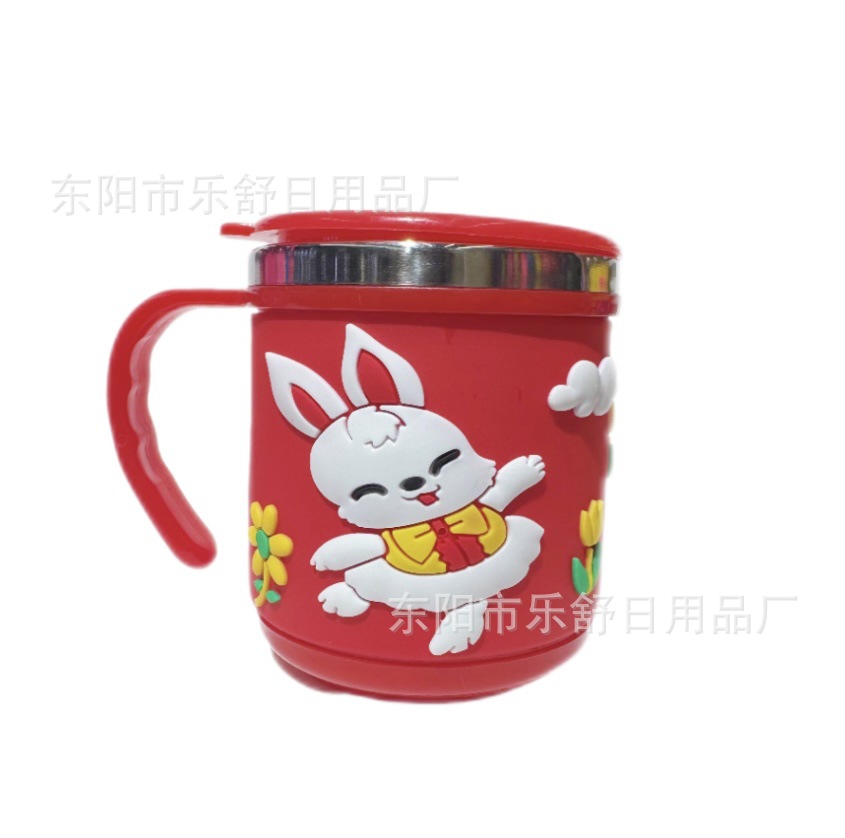 不锈钢儿童水杯卡通创意杯子带盖带手柄双层隔热pvc软胶不锈钢杯详情3