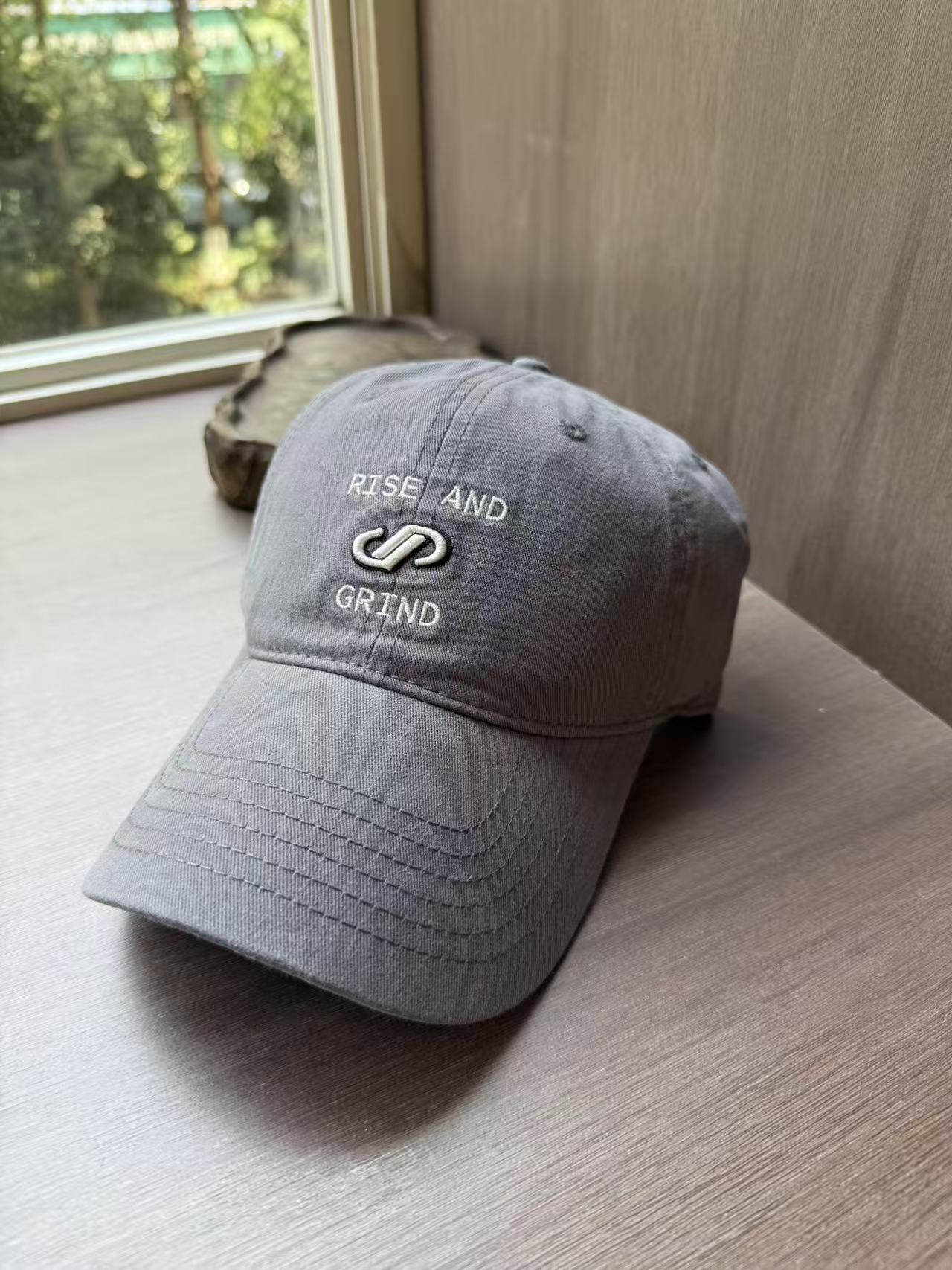 Korean version RISE AND GRIND embroidered baseball cap, versatile for men and women on the street, wide-brimmed sunshade and face-enhancing small baseball cap pic 9