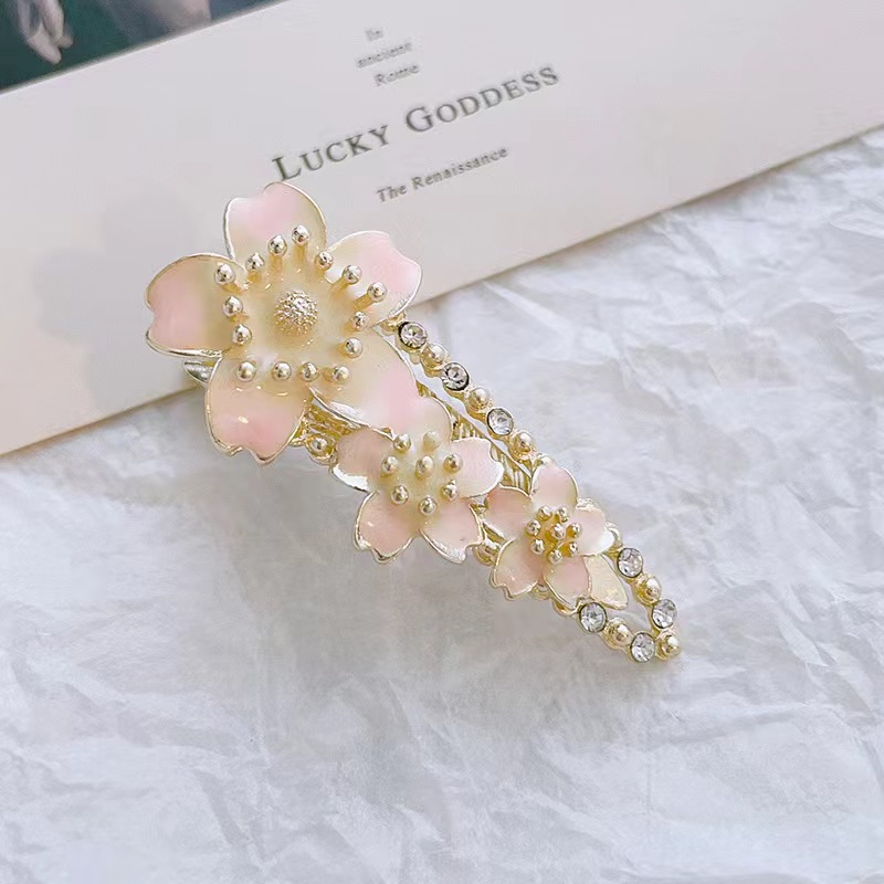 新款蝴蝶结鸭嘴夹义乌配饰高级感小香风发夹无痕小众款边夹儿童款详情14