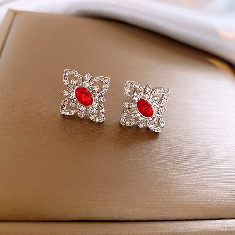 银针新款银色锆石菱形花朵耳钉个性冷淡风耳环时尚中古风耳饰批发详情5