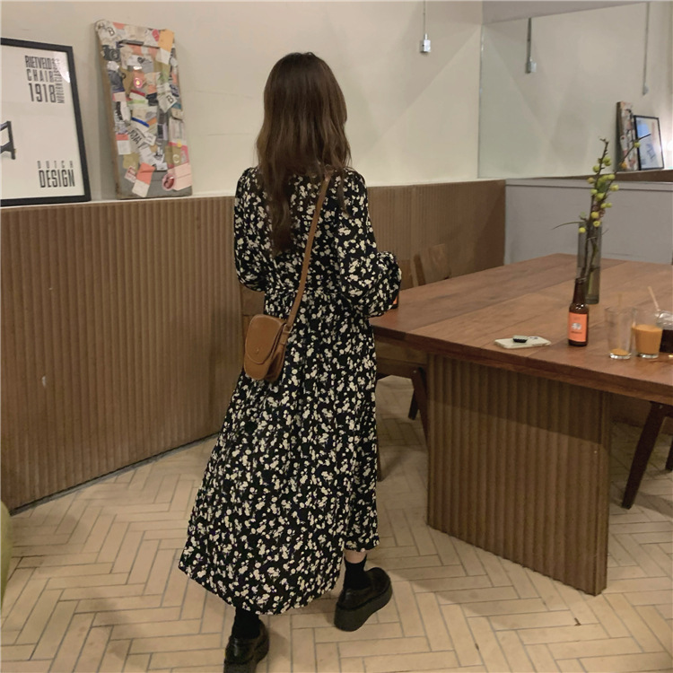 温柔风碎花V领连衣裙女春夏2025新款长款过膝高腰气质长袖A字裙子详情11