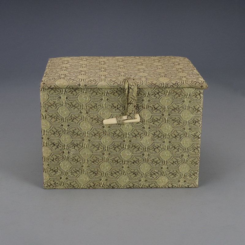 Beijing Cloisonne craft cultural gift and decorative item: Traditional copper body cloisonne enamel polished tea canister pic 6