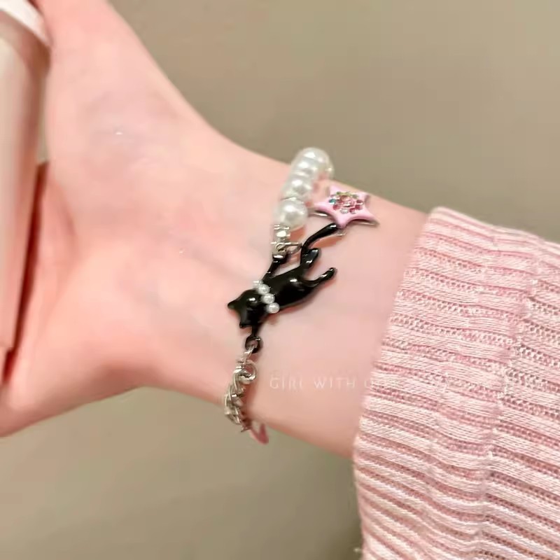 Black Cat Pearl Star Bracelet: Sweet and cool for girls, y2k, versatile for hot girls, summer bracelet, light luxury, niche and exquisite jewelry pic 2