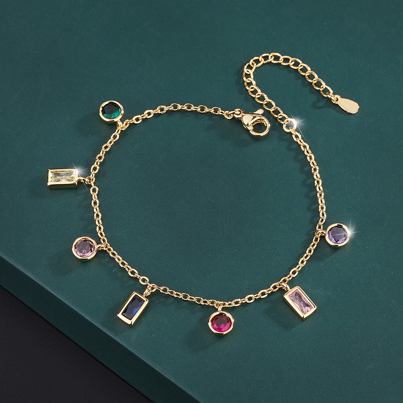Zhuang Shengsheng Jewelry offers a wide range of new European and American personalized color-matched glass stone bracelets and necklaces for women, as well as wholesale of elegant female accessories pic 4