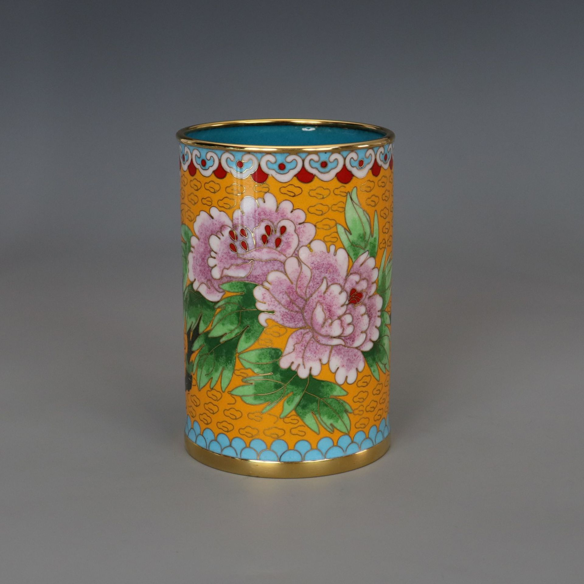 Beijing Cloisonne craft culture gift and decorative item: Traditional copper body cloisonne enamel polished 5-inch pen holder pic 4