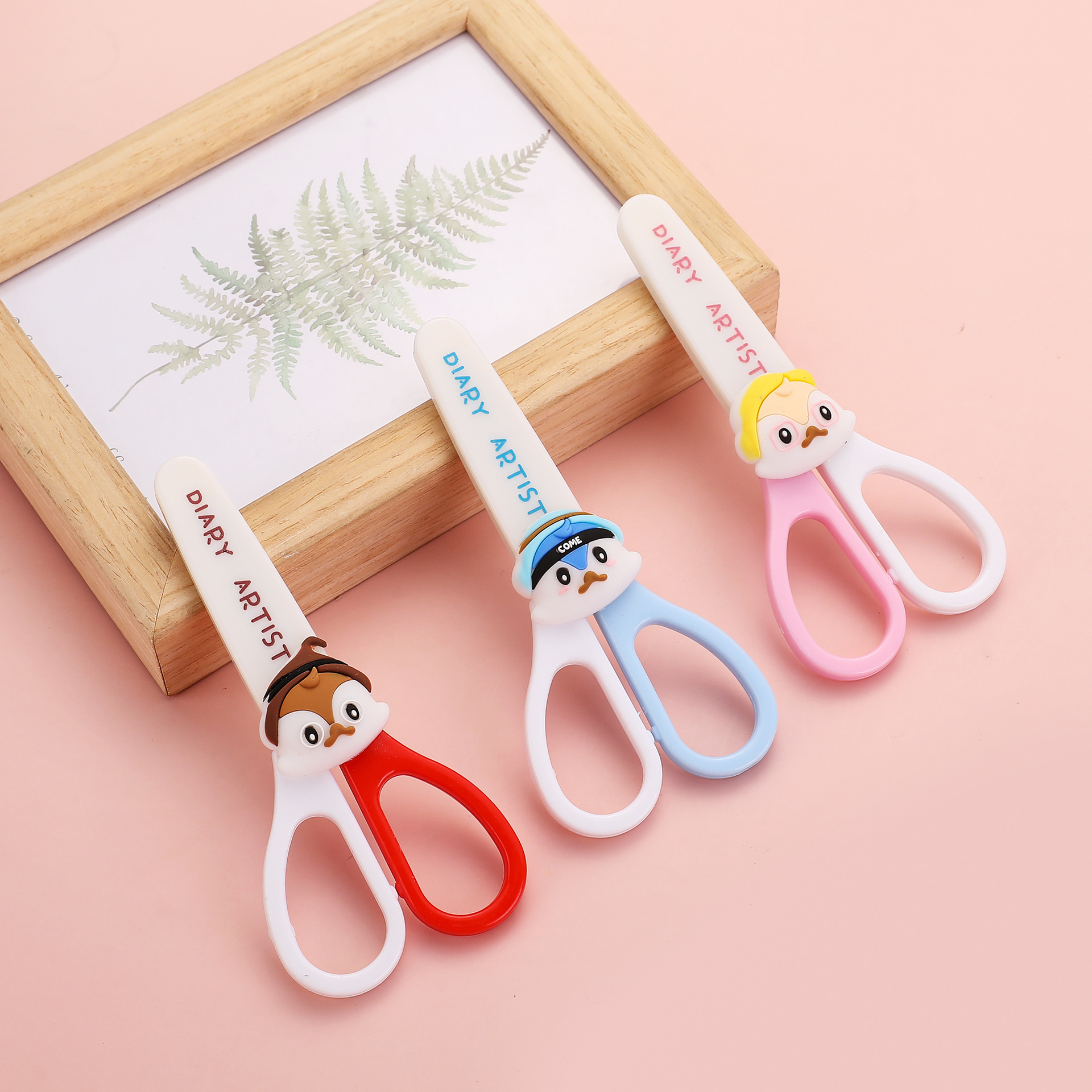 Pioneer 1243 student scissors, stainless steel with protective cover, cute cartoon scissors, hand paper-cutting, art homework, office pic 3
