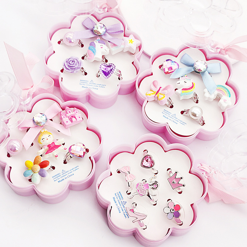 【可以】新品儿童卡通戒指可调节树脂戒指幼儿园生日礼物玩具饰品详情5