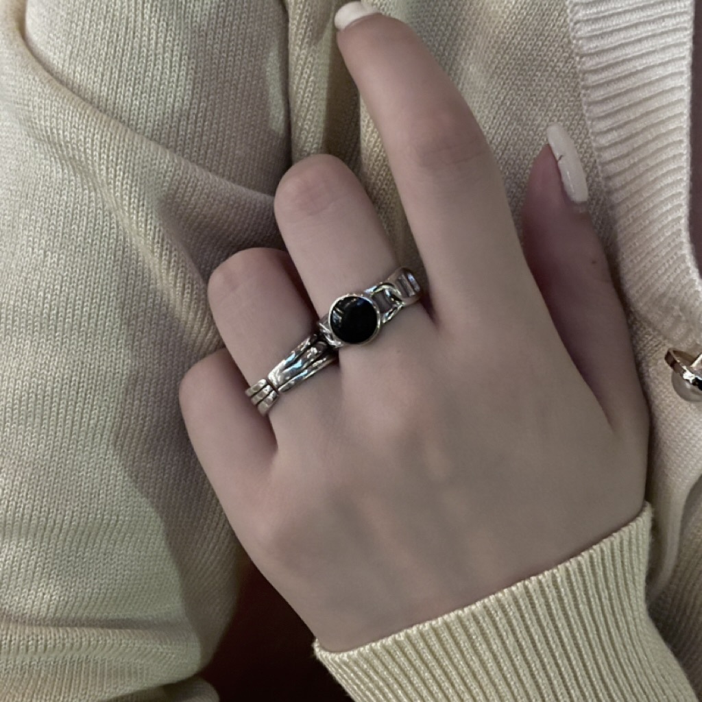 The ring does not fade. It has a unique and high-end feel, is versatile, and exudes a light luxury temperament. It is an inS-style retro ring with geometric openings from Japan and South Korea pic 10