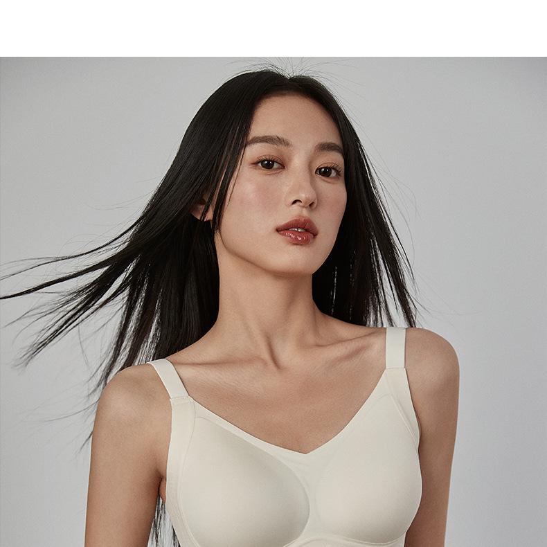 Soft-supported bras for women make large breasts look smaller. They gather and support to prevent sagging, are breathable, and have no steel rings or marks. Summer wholesale pic 26